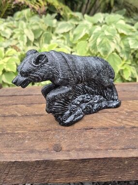Vintage Nova Stone Art Wolf Figurine Model 66 Made in Canada - Like New